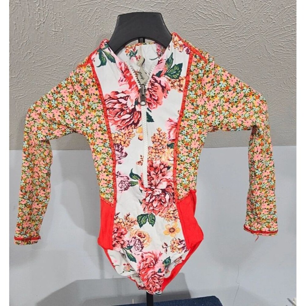 Maaij Reversible Girls size 2 Swimsuit
